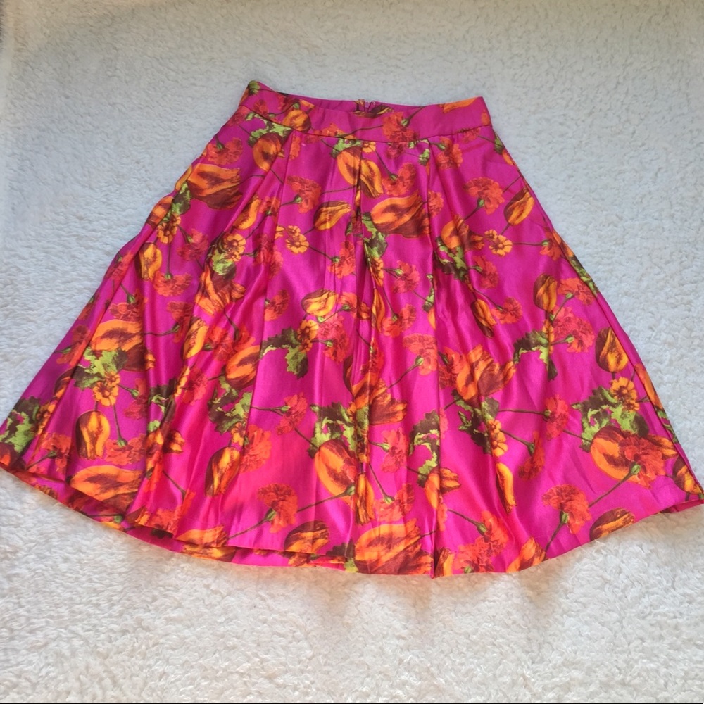Lucky and Coco Pink Floral Pleated Flare Skirt MED